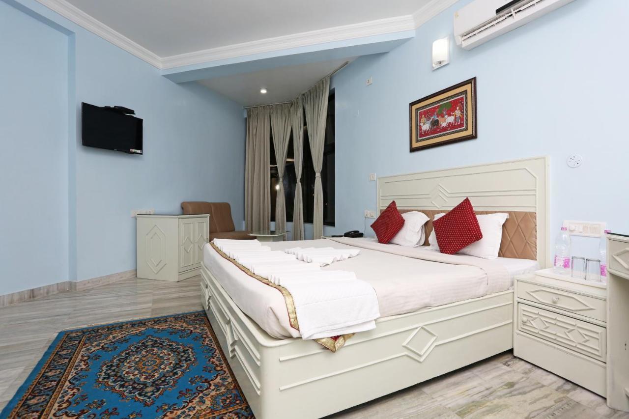 Hotel Niladri Пурі Екстер'єр фото