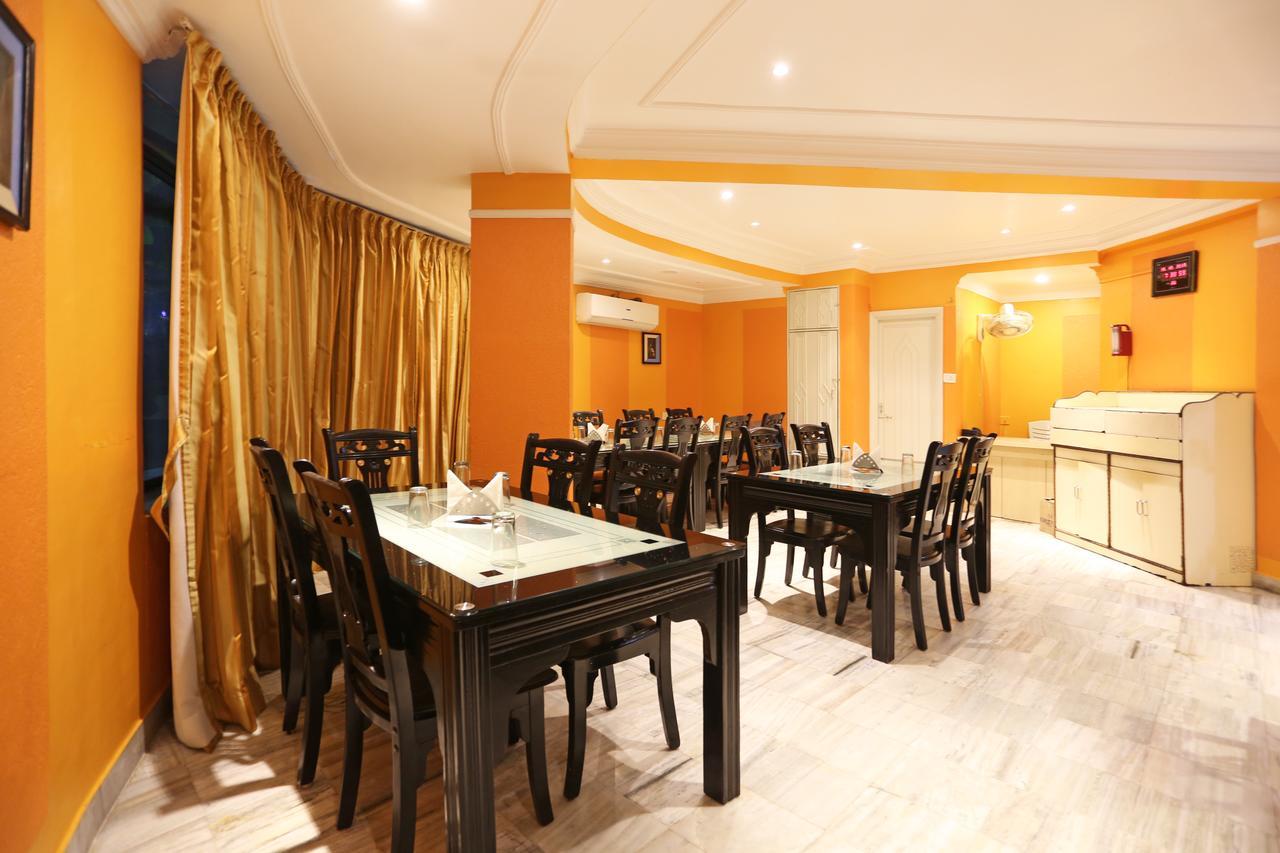 Hotel Niladri Пурі Екстер'єр фото