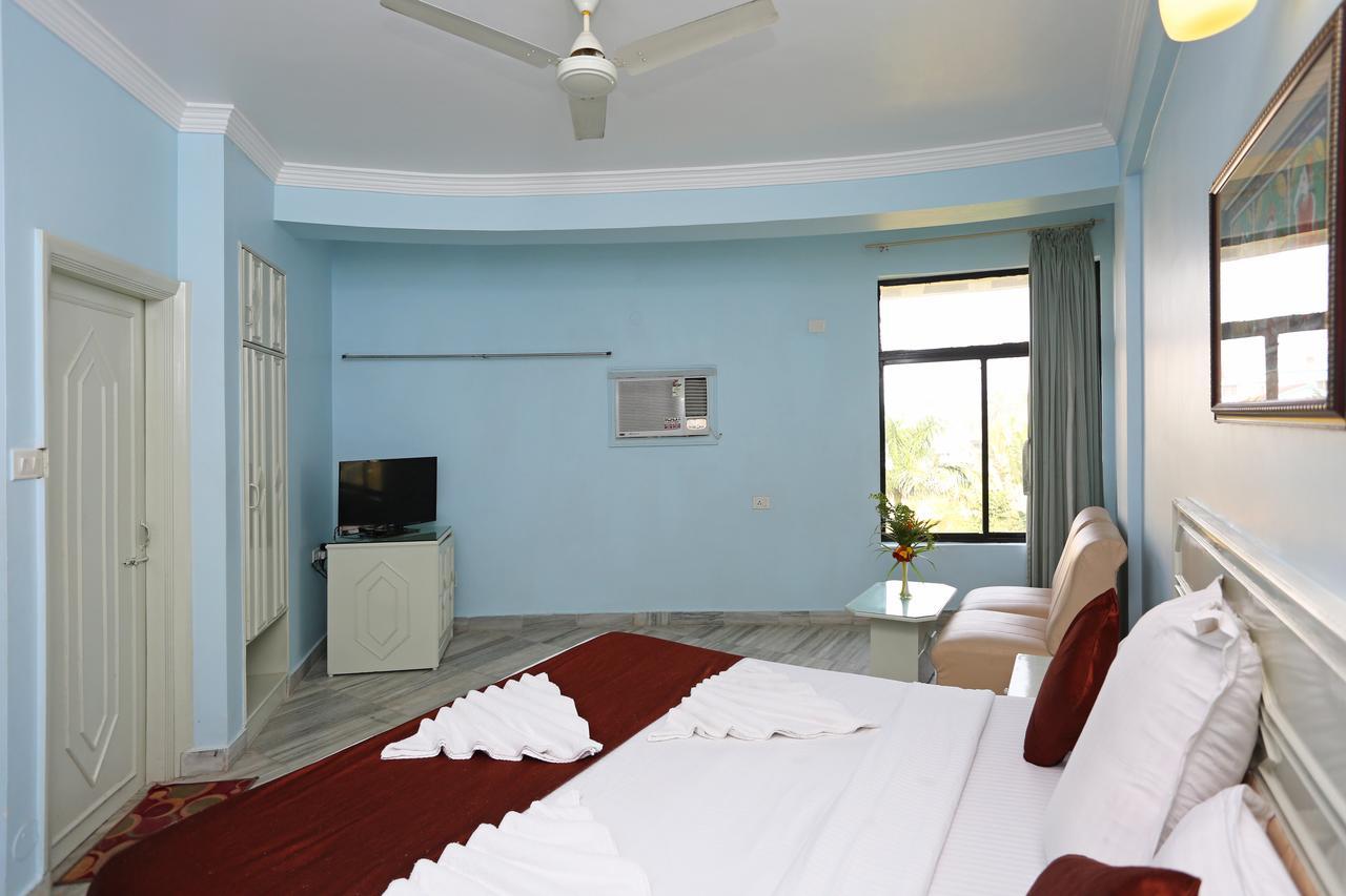 Hotel Niladri Пурі Екстер'єр фото