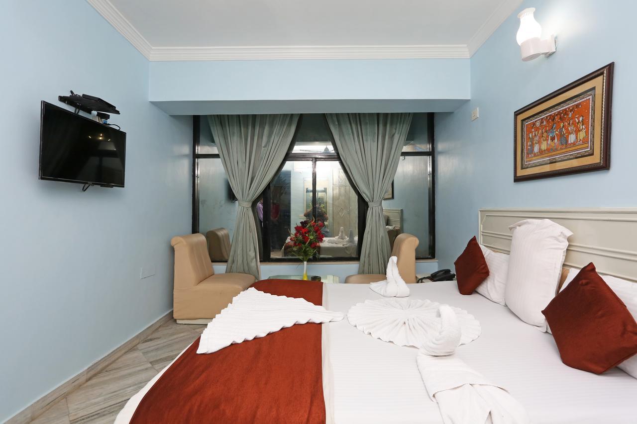 Hotel Niladri Пурі Екстер'єр фото