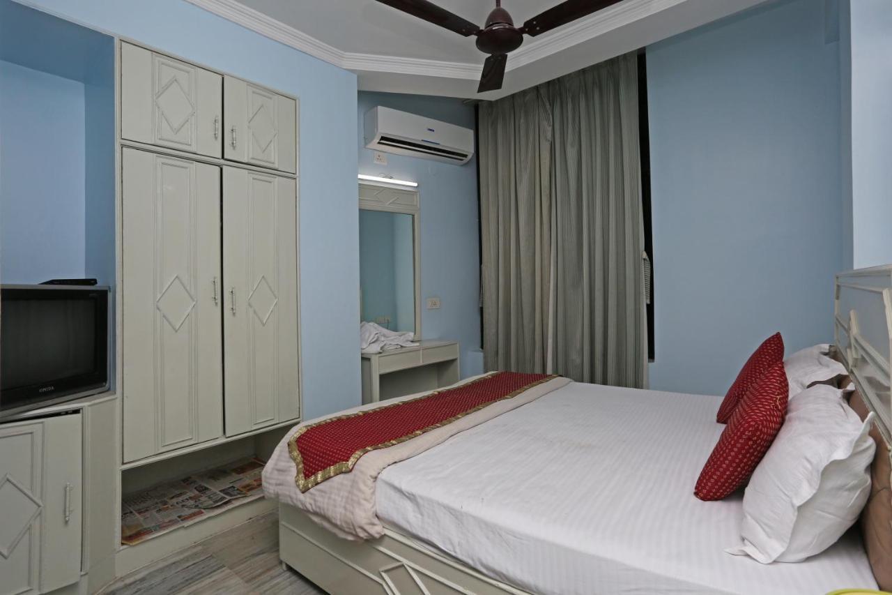 Hotel Niladri Пурі Екстер'єр фото